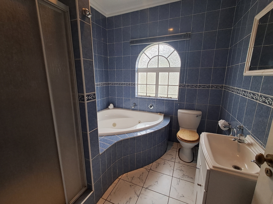 4 Bedroom Property for Sale in Vanes Estate Eastern Cape